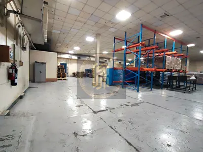 10,000 sqft warehouse