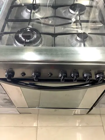 Stainless Steel Gas Range with Oven - 4 Burners