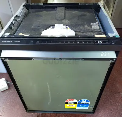 Samsung built in dishwasher 3 rack with touchscreen penal