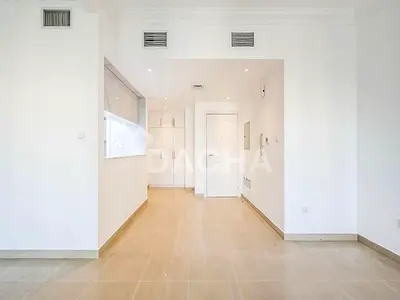 Marina View | Vacant On Transfer | BALCONY