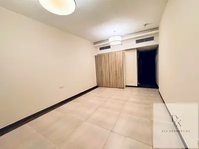 READY TO MOVE | UNFURNISHED | PET FRIENDLY