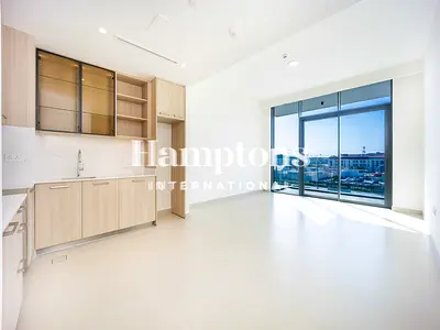 Bright 1BR | Open View | Brand New Living