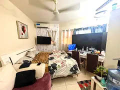 Furnished Private room for rent Burjam exit 4 metro