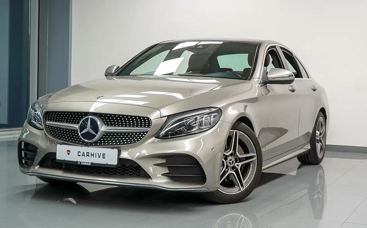 Mercedes-Benz C-Class 2019 — photo 1 of 14