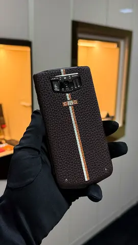 Vertu Constellation V