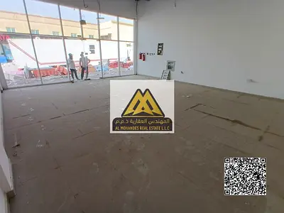 للإيجار السنوي – محل تجاري في المويهات 3 – عجمان (مساحة 700 قدم، موقع مميز ومناسب لجميع الأنشطة)