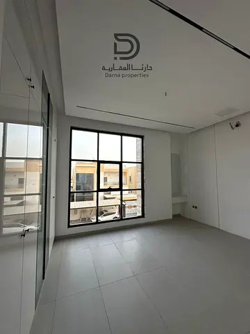 Luxury Villa for Sale in Ajman – Al Yasmeen Area, Behind Al Hamidiya Park Plot Area: 3,014 sq.ft Built-up Area: 3,200 sq.ft Features: 5 Master Bedrooms 2 Spacious Living Rooms Elegant Majlis Modern Ki