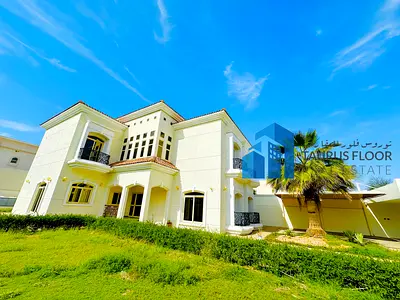 Luxury 4 Bed || One Month Free || Private Garden