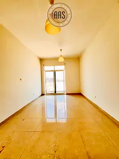 Studio Appartment! Big Size ! Faimly Bulding! Prime location