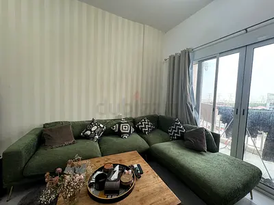 Green L-shaped Fabric Corner Sofa — Comfortable 4-seater with Chaise