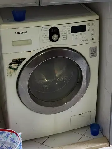 WASHING MACHIENE