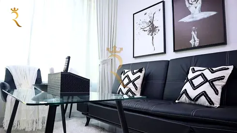 Stylish 1BR Oasis | Luxury Masdar City Escape | 20% Off