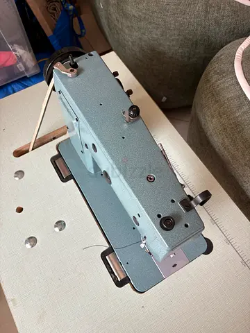 Industrial Overlock/Serger Sewing Machine Head – Heavy Duty