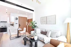 Fully furnished | Upgraded | Vacant on Transfer