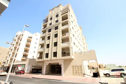 One Month Rent Free-3 BR Flat Available