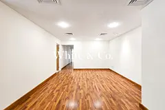 Upgraded| Spacious Unit | Prime Location