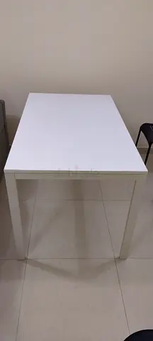 Ikea white table