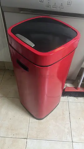 Red Pedal Bin / Kitchen Trash Can - Good Condition