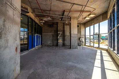 Spacious | Best Deal | High Footfall Location