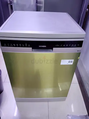 Siemens iq500 Wi-Fi model 3 racks dishwasher same like new condition for slae