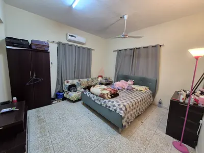 Fully Furnished family room available for Single Working Lady