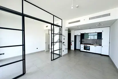 Vacant | Unfurnished | High Floor