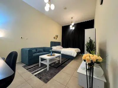 Spacious and Stylish II Elegant Living II Bright and Airy II Prime Location