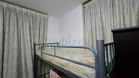 2 Bed space available (upper bed) in Tecom, Barsha Heights