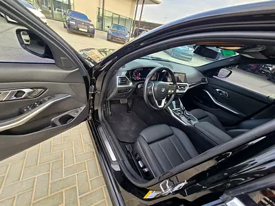 BMW 3 Series 330i, миниатюра 8
