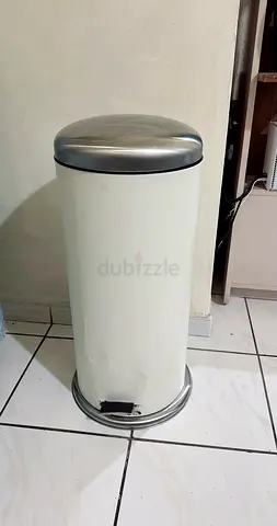 IKEA trash bin with lid