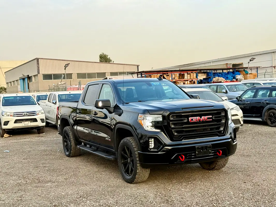 GMC Sierra 2021 — photo 1 of 19