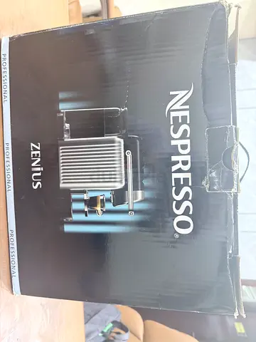 Nespresso Zenius professional coffee Machine