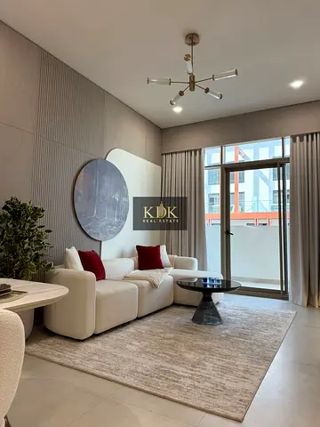 Furnished 1BR | Great Location | City View