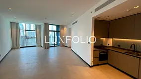Burj &amp; Canal View | Luxury Unit | Vacant