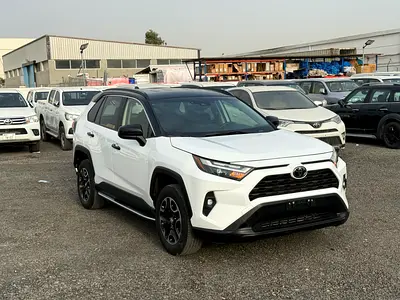 2022 TOYOTA RAV4 XLE ADVENTURE KIT AWD 2.5 CANADA SPEC