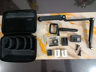 GoPro hero 5 with set
