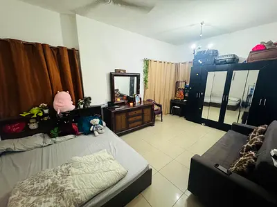 Private room in family apartment for rent