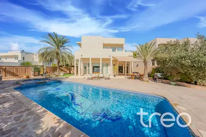 Private Pool | Fully Upgraded | Vacant Now