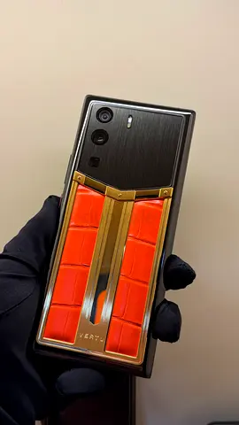 Metavertu 1 Orange Crocodile