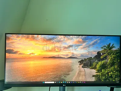 34 inch widescreen monitor LG