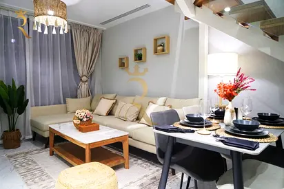 Jade Serenity | Modern Urban Comfort Retreat | 20% Off