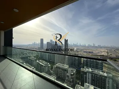 Breathtaking Views of Downtown & Creek | Maid Room