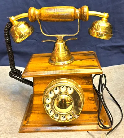 Beautiful brand new antique style working box telephone for sale