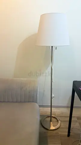 Floor lamp