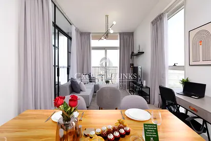 Fully Furnished | Vacant | Corner Unit
