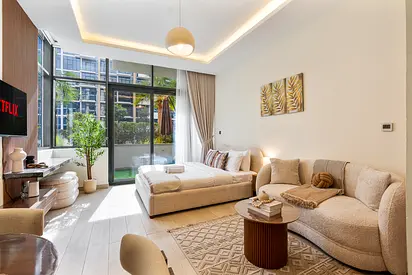 Chic Studio w/ Private Patio | Near Downtown Dubai | Furnished | Flexible term