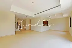 Type 3 E | Prime Location |Larg Plot | Vacant Now