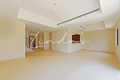 Type 3 E | Prime Location |Larg Plot | Vacant Now