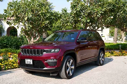 Jeep Grand Cherokee Limited 2022 - GCC Specs - Excellent condition