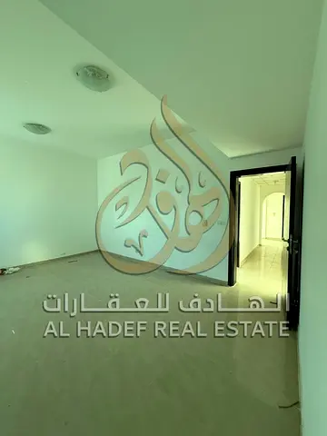 📍 Strategic location directly on the Dubai exit 🏢 Building amenities: • Separate gyms for men and women • Separate swimming pools for men and wome